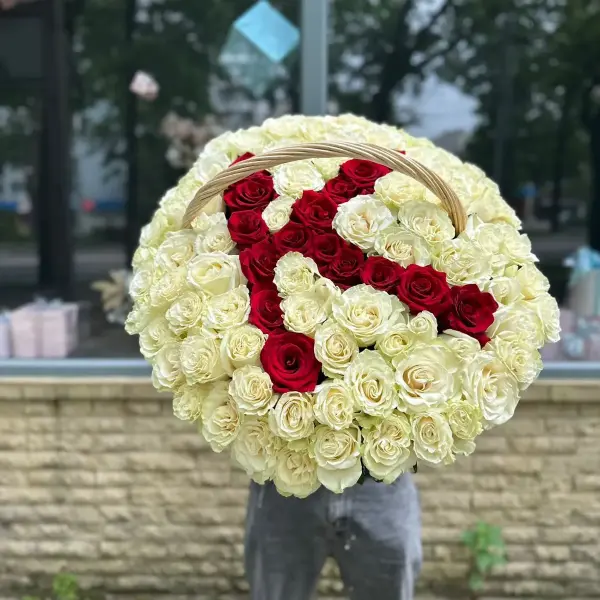 Корзина цветов "Утренняя звезда"